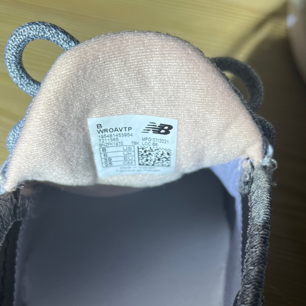 New Balance Charcoal and White Running Shoes - Picture 5 of 6